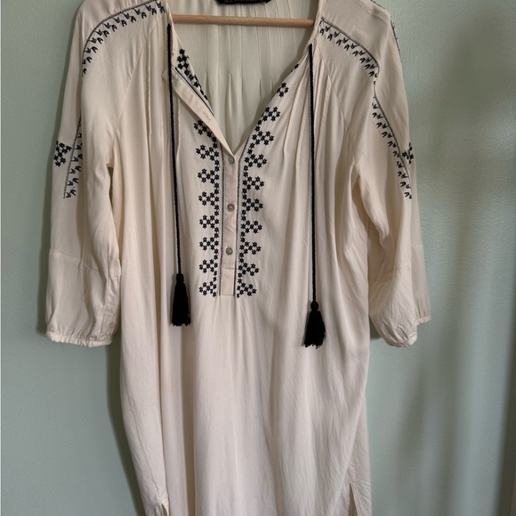 Zara Basic Cream Dress with Black Details - Picture 6 of 8